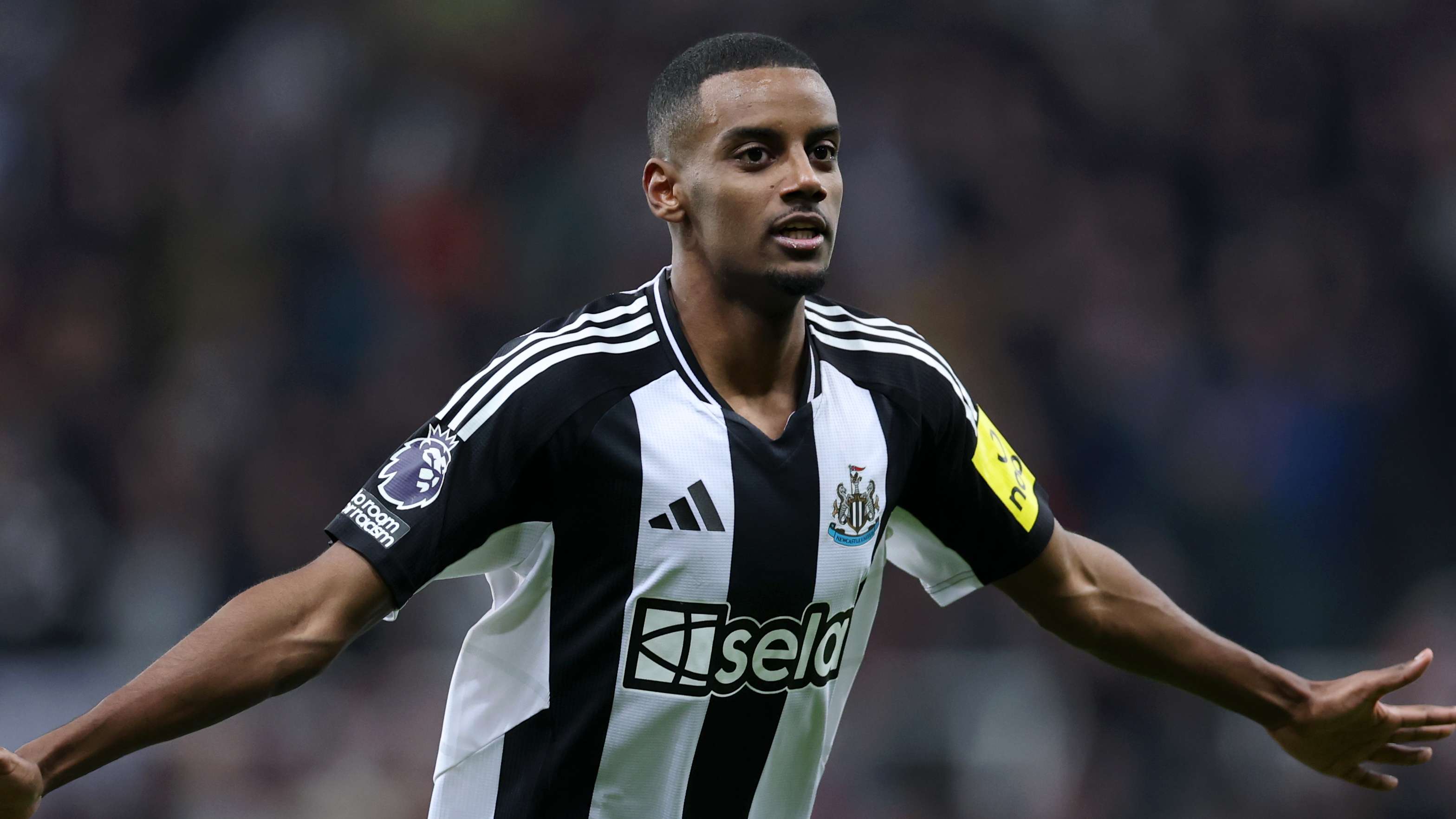 仅让球迷大 仅让球迷大