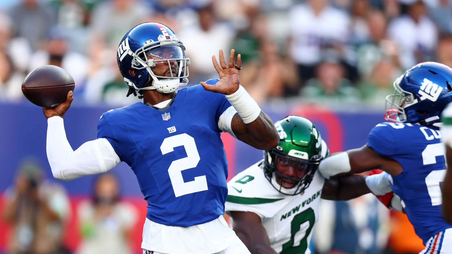 表现尤为亮 表现尤为亮